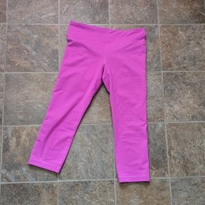Under Armour capri pants